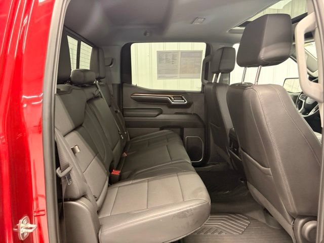 Used 2023 Chevrolet Silverado 1500 LT Trail Boss w/ Convenience Package II AWD/4WD image 9