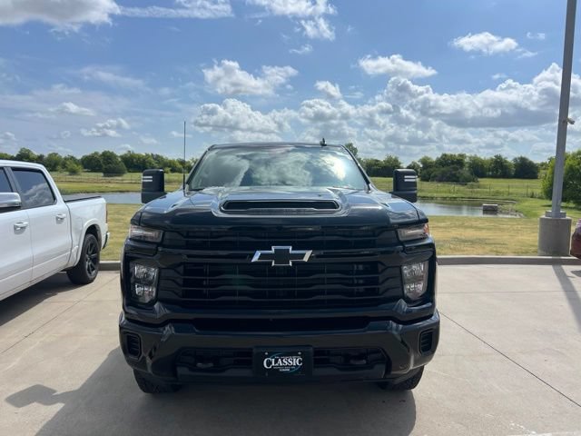 Used 2026 Chevrolet Silverado 2500 Custom w/ Custom Convenience Package AWD/4WD image 2
