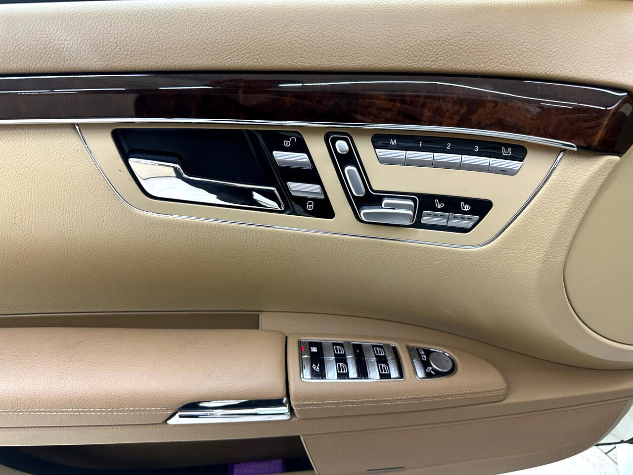 Used 2008 Mercedes-Benz S 550 w/ P3 Pkg image 15