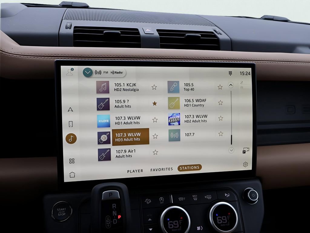 New 2026 Land Rover Defender 110 S image 21