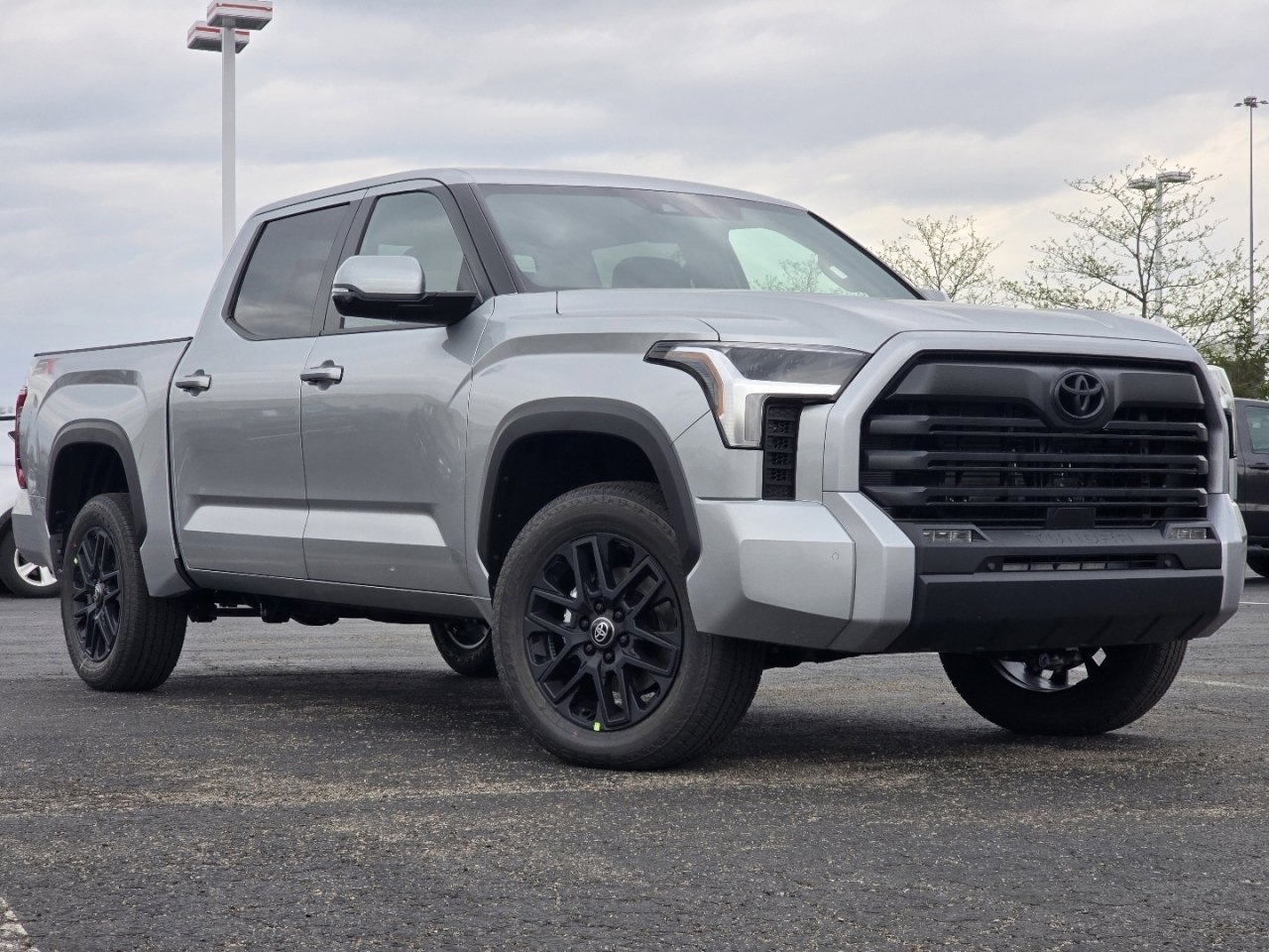 New 2026 Toyota Tundra SR5 image 2