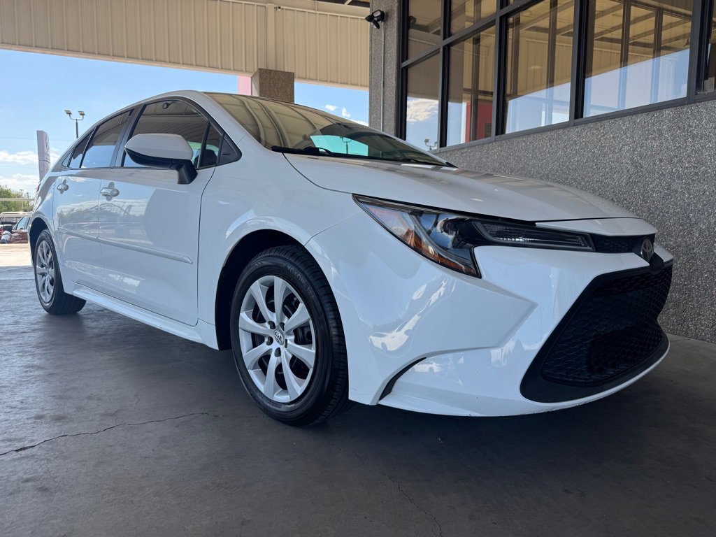 Used 2021 Toyota Corolla LE w/ Carpet Mat Package (TMS) image 39