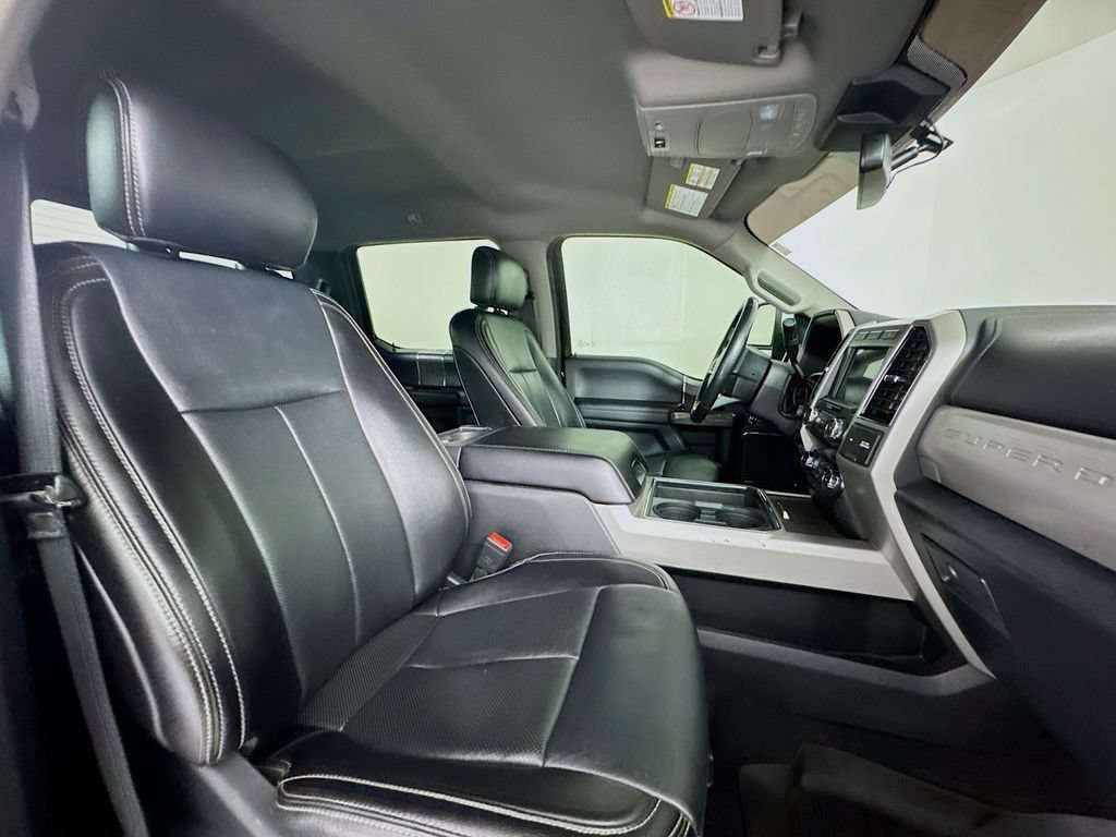 Used 2021 Ford F250 Lariat w/ Lariat Ultimate Package AWD/4WD image 28