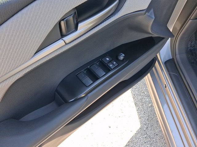 Used 2026 Toyota Camry SE w/ Multimedia Upgrade Package FWD image 14