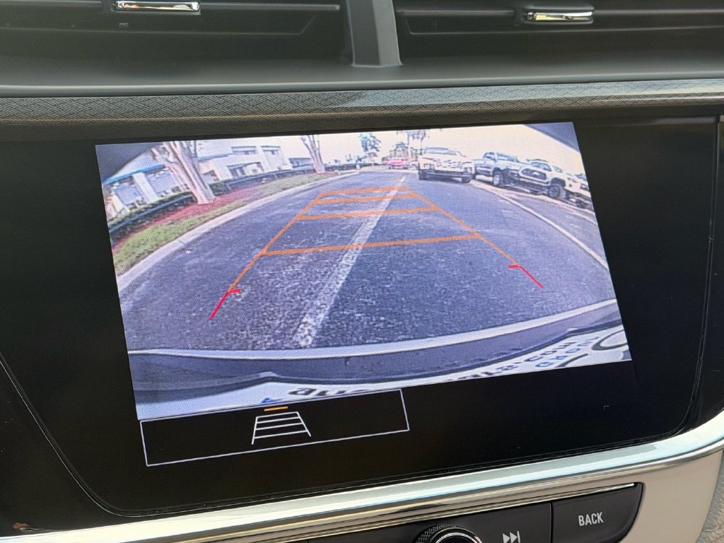 Used 2023 Buick Encore GX Preferred FWD image 23