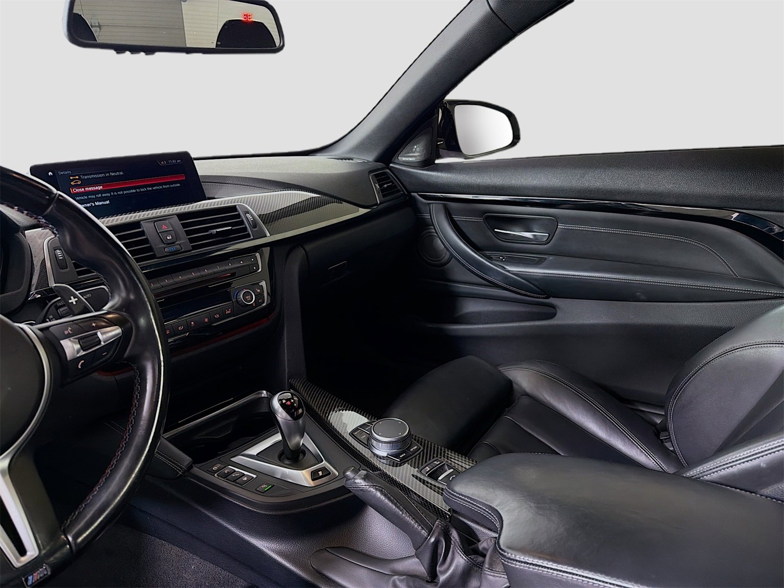 Used 2020 BMW M4 Convertible image 27