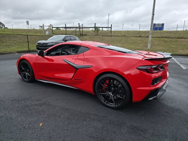 Used 2024 Chevrolet Corvette Z06 image 7