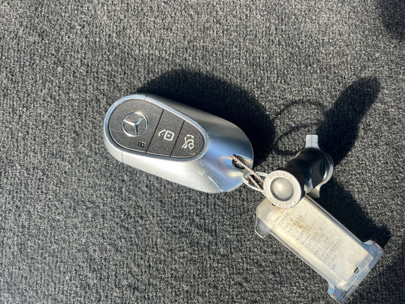 Used 2024 Mercedes-Benz GLC 300 image 17