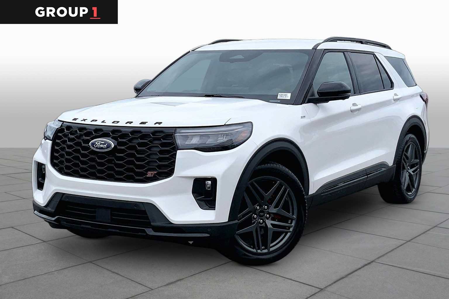 Certified 2025 Ford Explorer ST-Line w/ Premium Package RWD image 1
