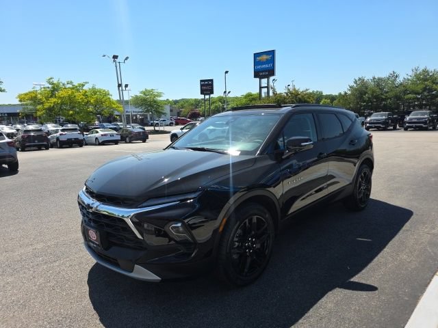 New 2026 Chevrolet Blazer LT w/ Sound & Technology Package AWD/4WD image 6