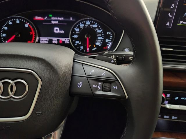 Used 2023 Audi Q5 2.0T Premium image 29