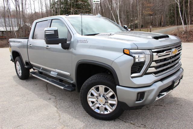 Used 2024 Chevrolet Silverado 3500 High Country w/ High Country Premium Package image 1