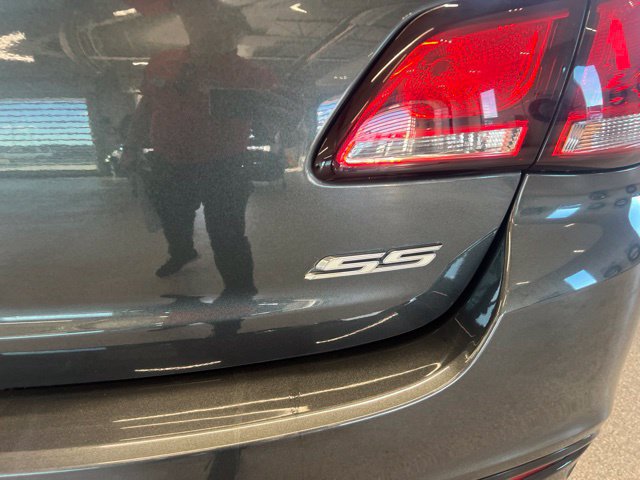 Used 2017 Chevrolet SS RWD image 7