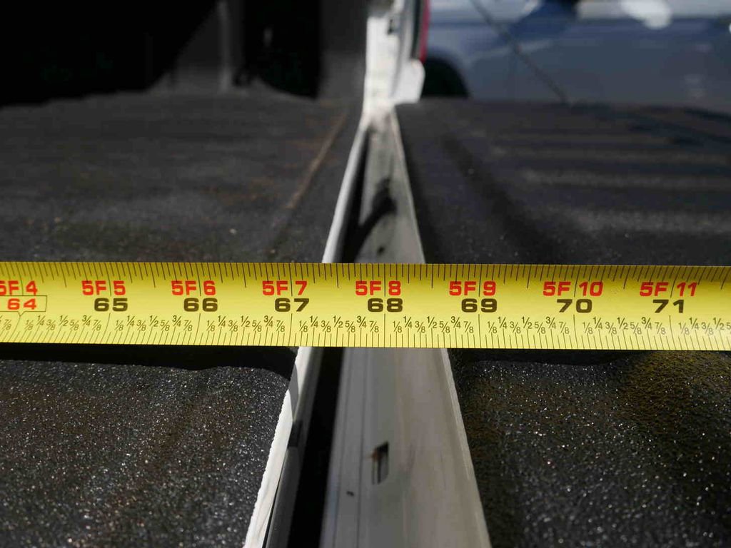 Used 2022 RAM 1500 Limited w/ Body-Colour Bumper Group image 12