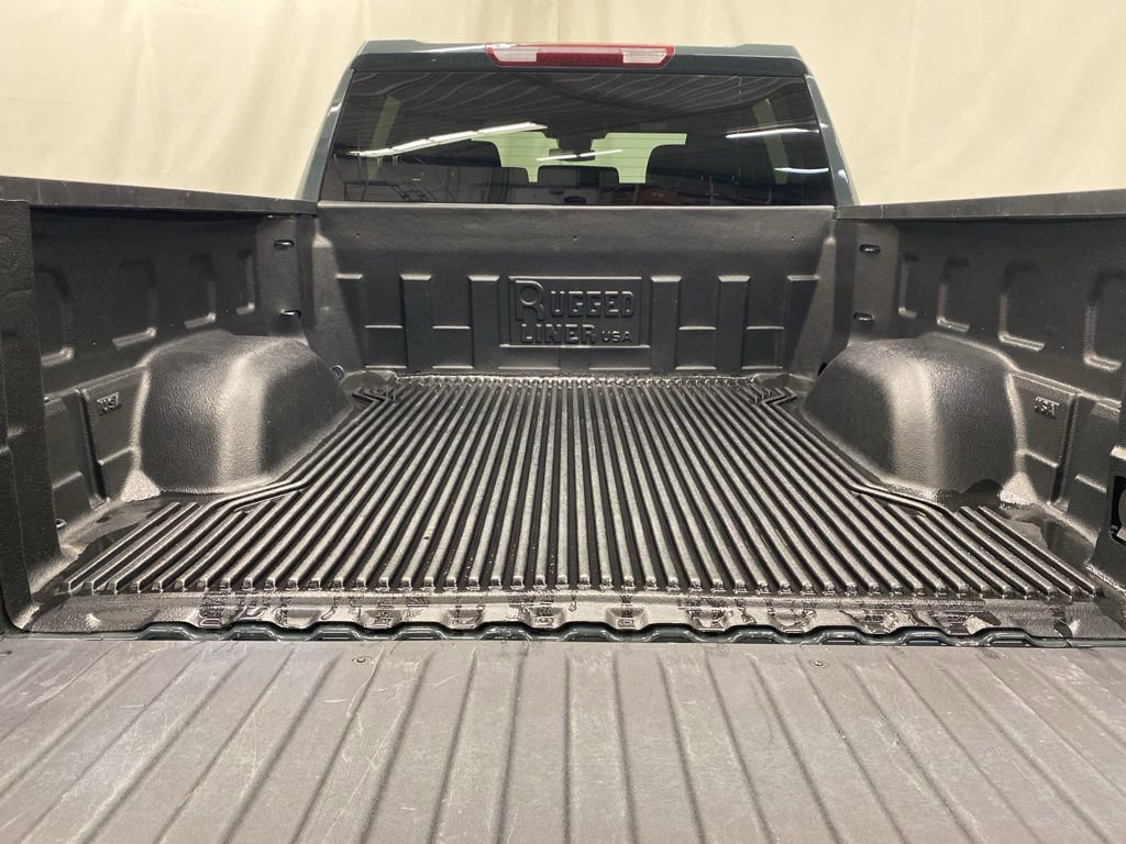 Used 2025 Chevrolet Silverado 1500 LT image 8