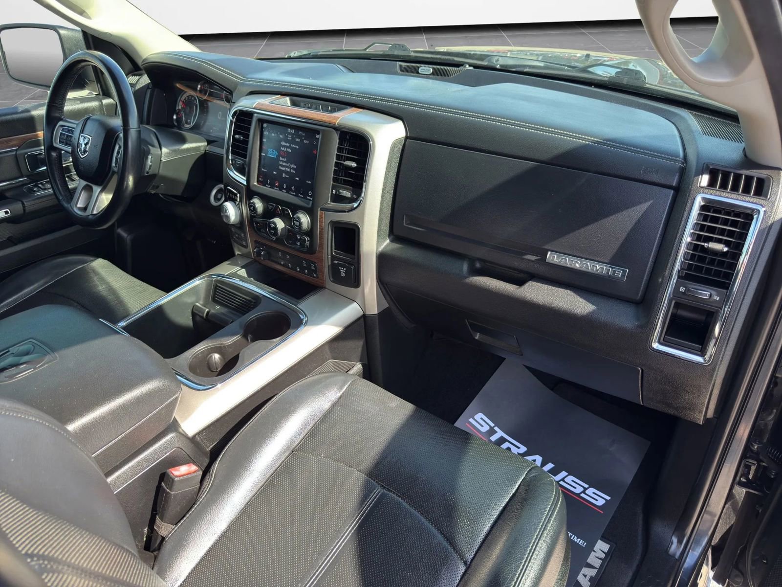 Used 2018 RAM 1500 Laramie w/ Convenience Group image 21