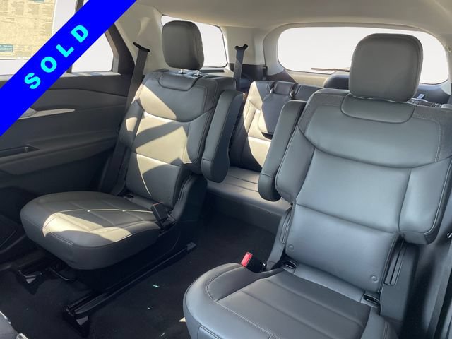 New 2025 Ford Explorer Active w/ Active Comfort Package AWD/4WD image 13