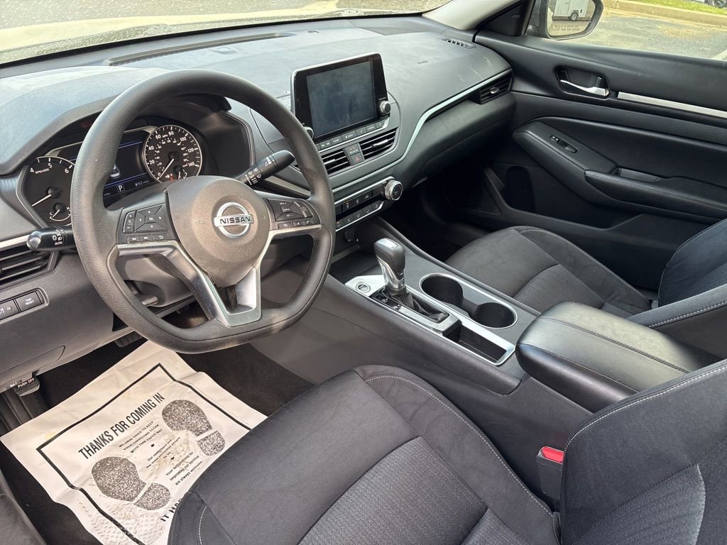 Used 2022 Nissan Altima 2.5 SV image 10