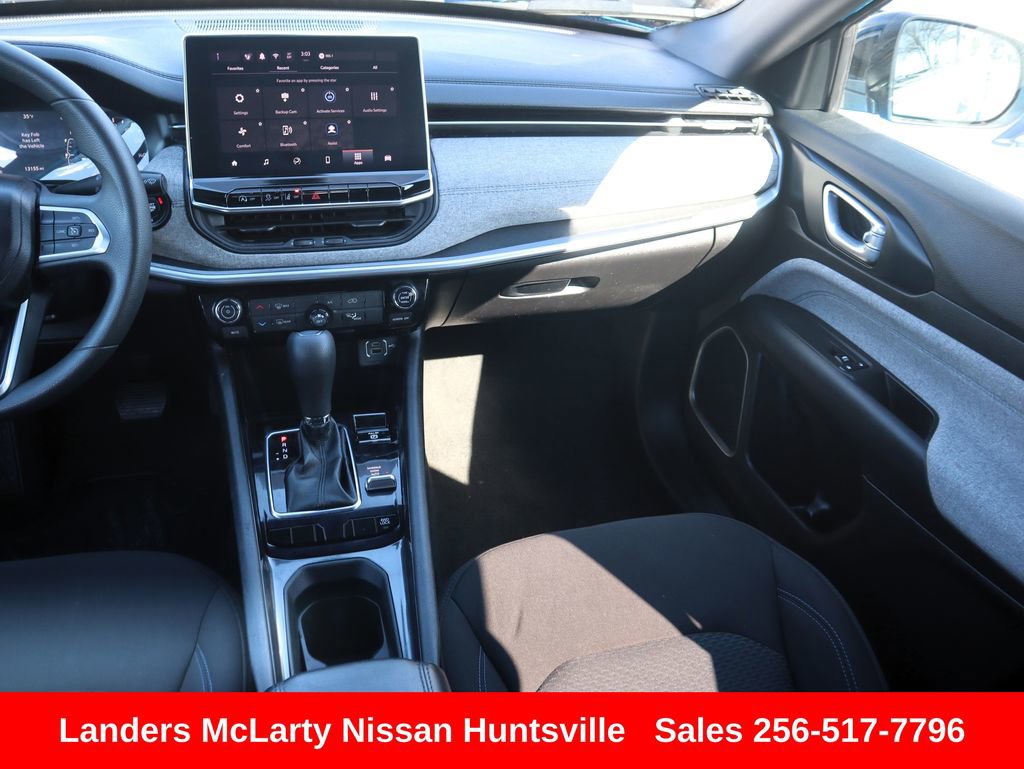 Used 2024 Jeep Compass Sport image 16