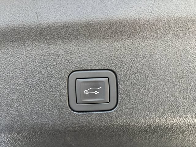 Certified 2025 Cadillac Escalade Sport w/ Touring Package AWD/4WD image 18