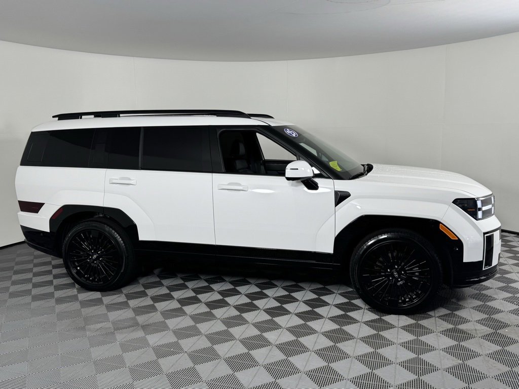 Used 2025 Hyundai Santa Fe Calligraphy image 5