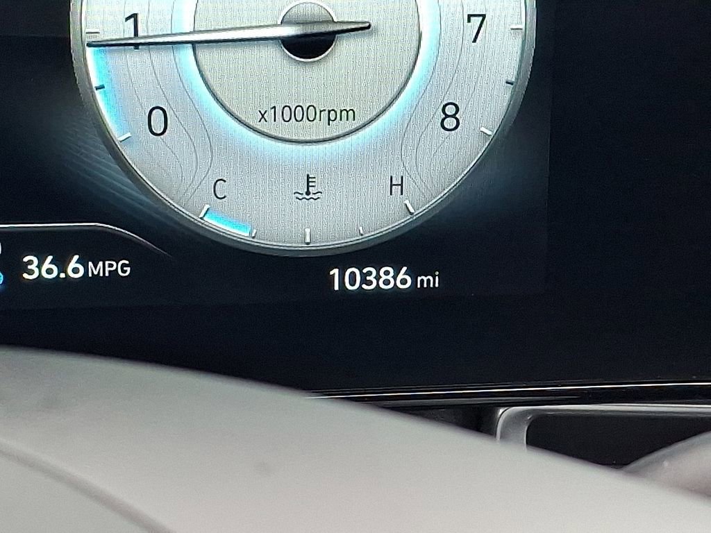 Used 2024 Hyundai Elantra SEL image 20