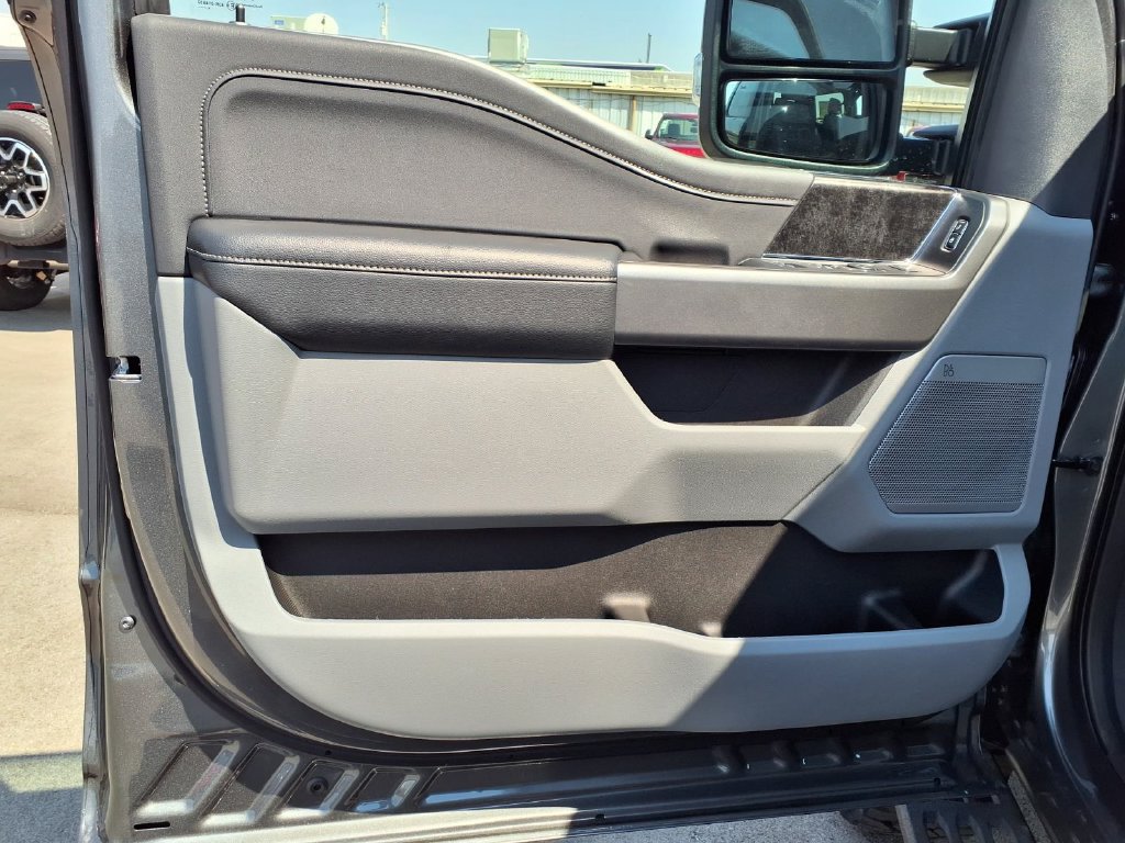New 2026 Ford F250 XLT w/ XLT Premium Package AWD/4WD image 7