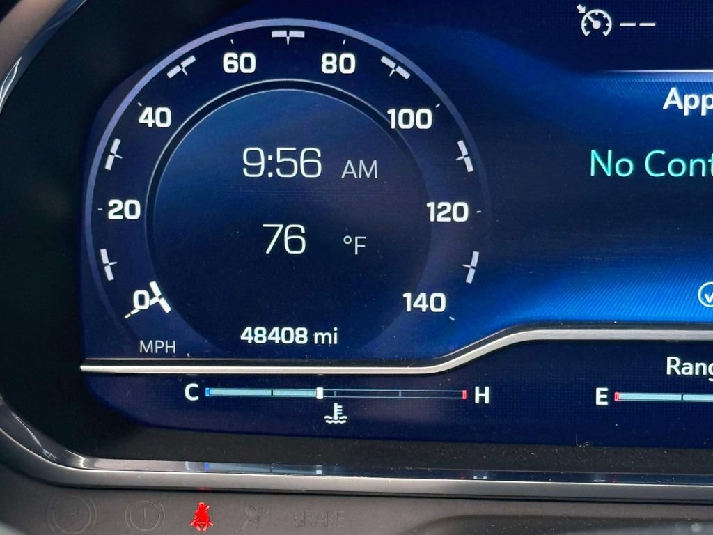 Used 2023 Chevrolet Suburban High Country w/ Premium Package 2 AWD/4WD image 5