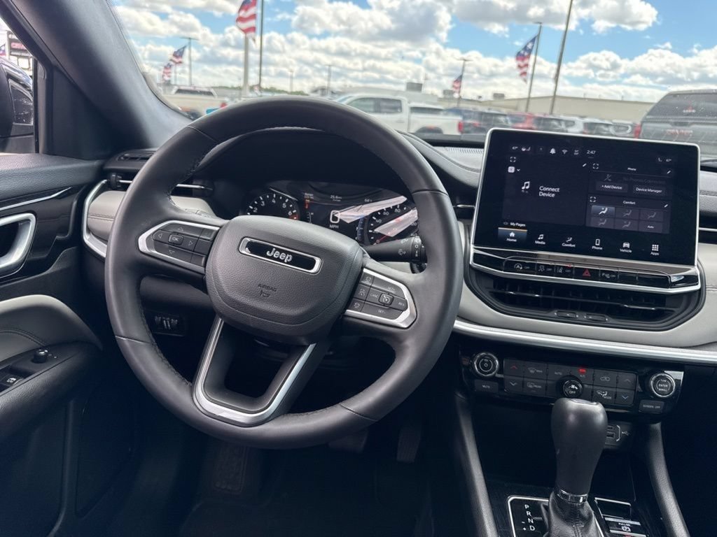 Used 2025 Jeep Compass Limited AWD/4WD image 50