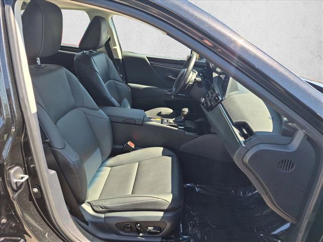 Used 2024 Lexus ES 300h w/ Premium Package FWD image 21