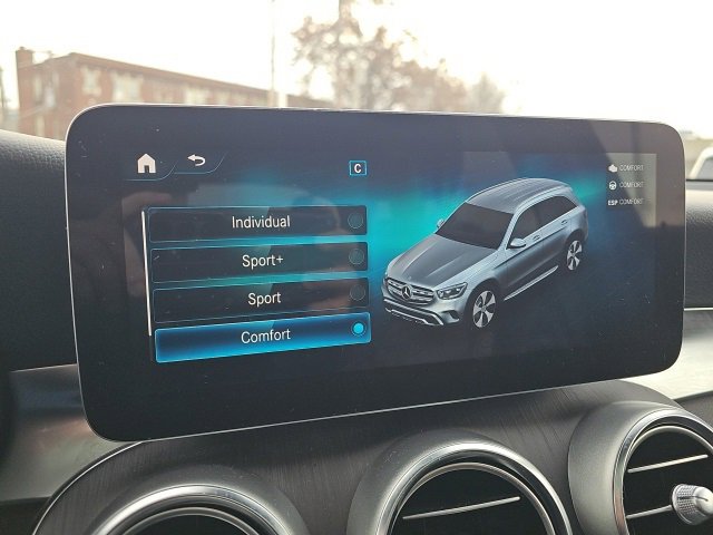 Certified 2022 Mercedes-Benz GLC 300 4MATIC image 27