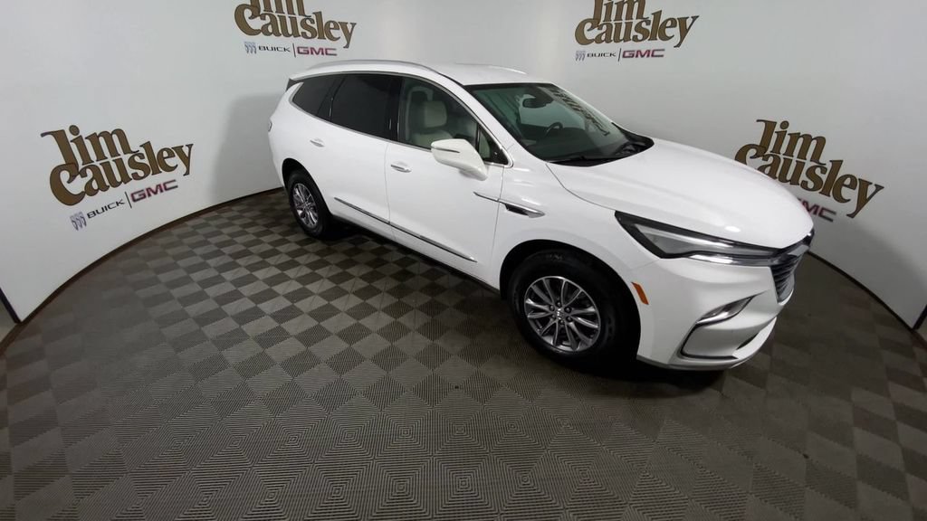 Certified 2024 Buick Enclave Essence w/ Trailering Package, 5000 lbs. FWD image 2