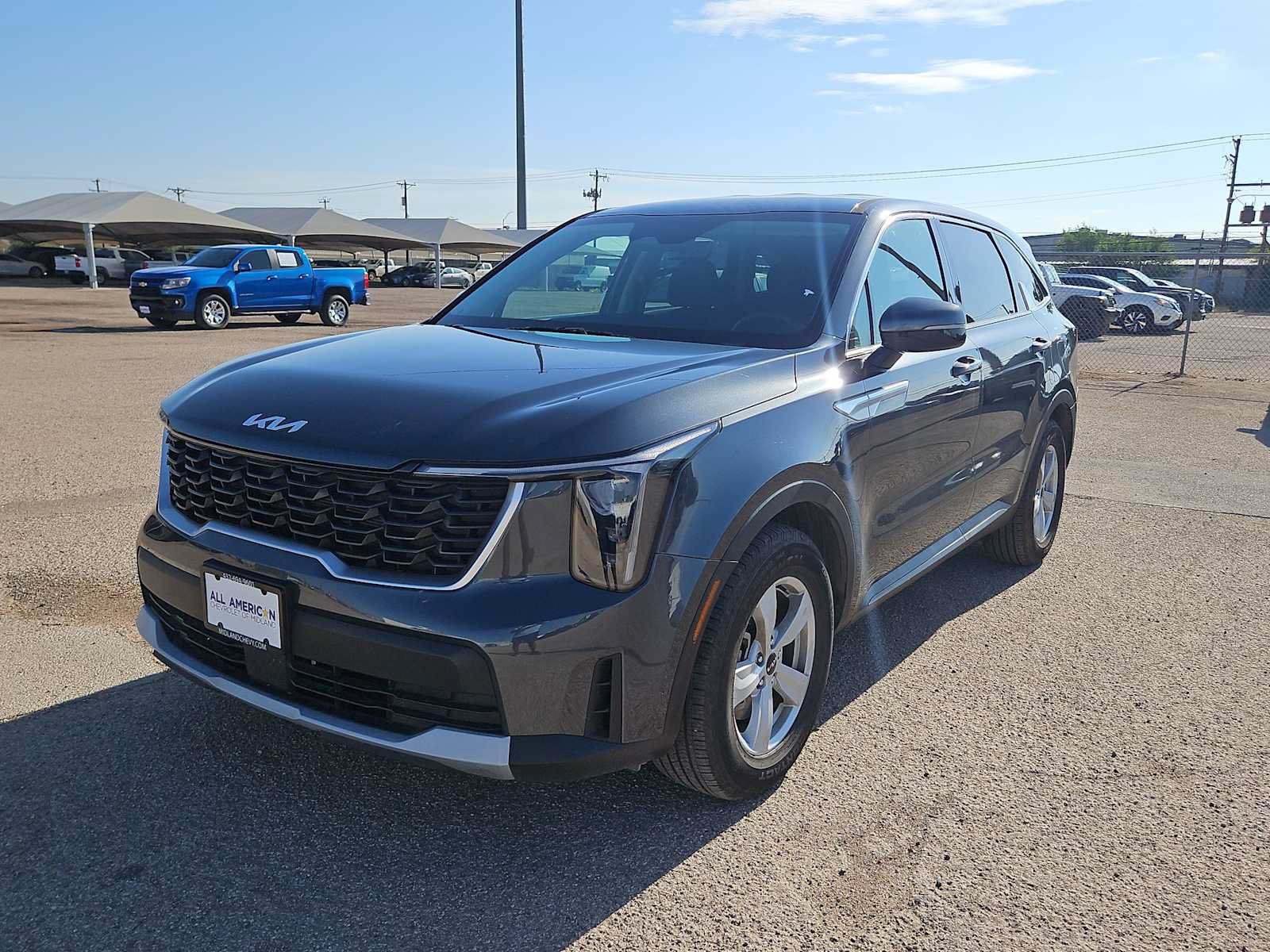 Used 2024 Kia Sorento LX FWD video 4