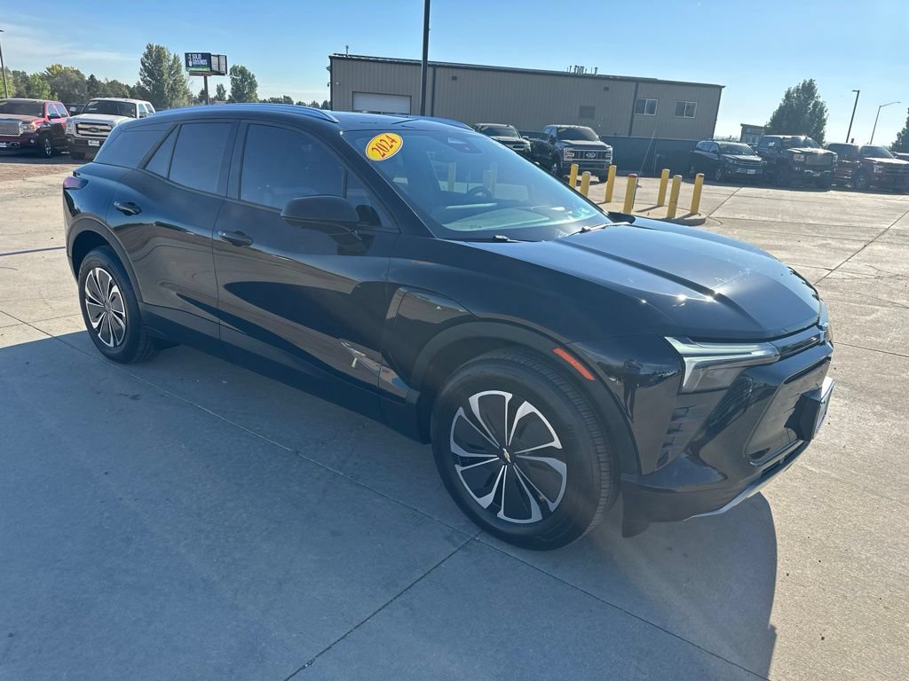 Used 2024 Chevrolet Blazer EV LT AWD/4WD image 38