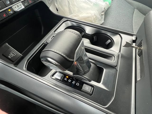 New 2025 Ford F150 Lightning XLT image 19