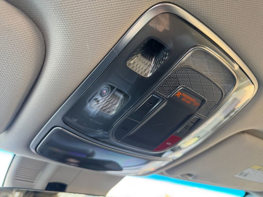 Used 2023 Genesis G80 2.5T image 21