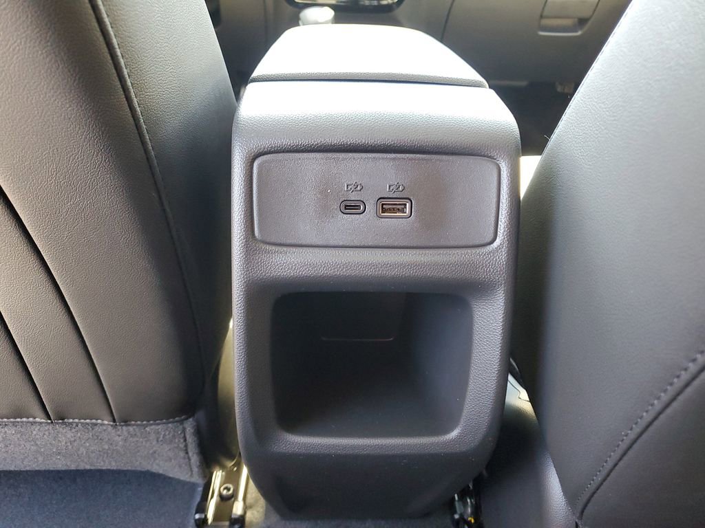 New 2026 Chevrolet Trax LT w/ Sunroof Package image 13