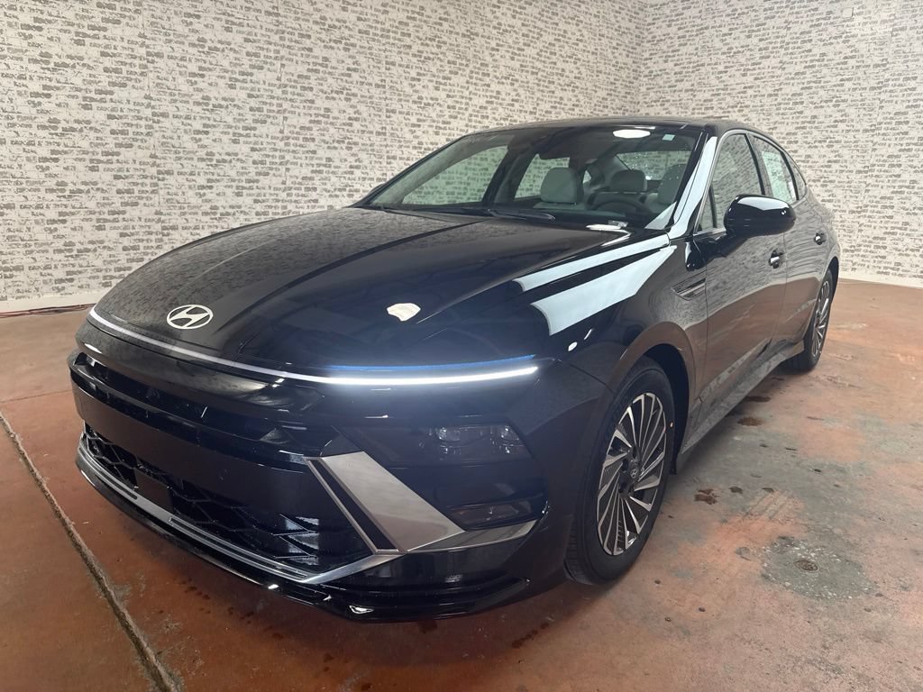 New 2026 Hyundai Sonata SEL FWD image 3