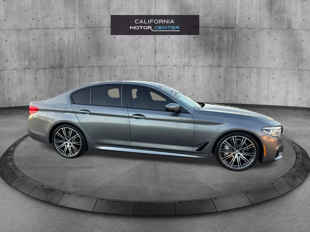 Used 2018 BMW 540i RWD image 4