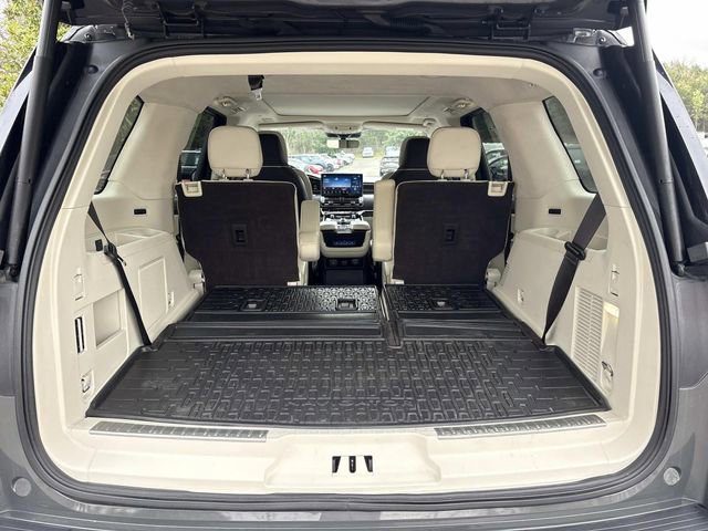 Certified 2022 Lincoln Navigator Black Label image 12