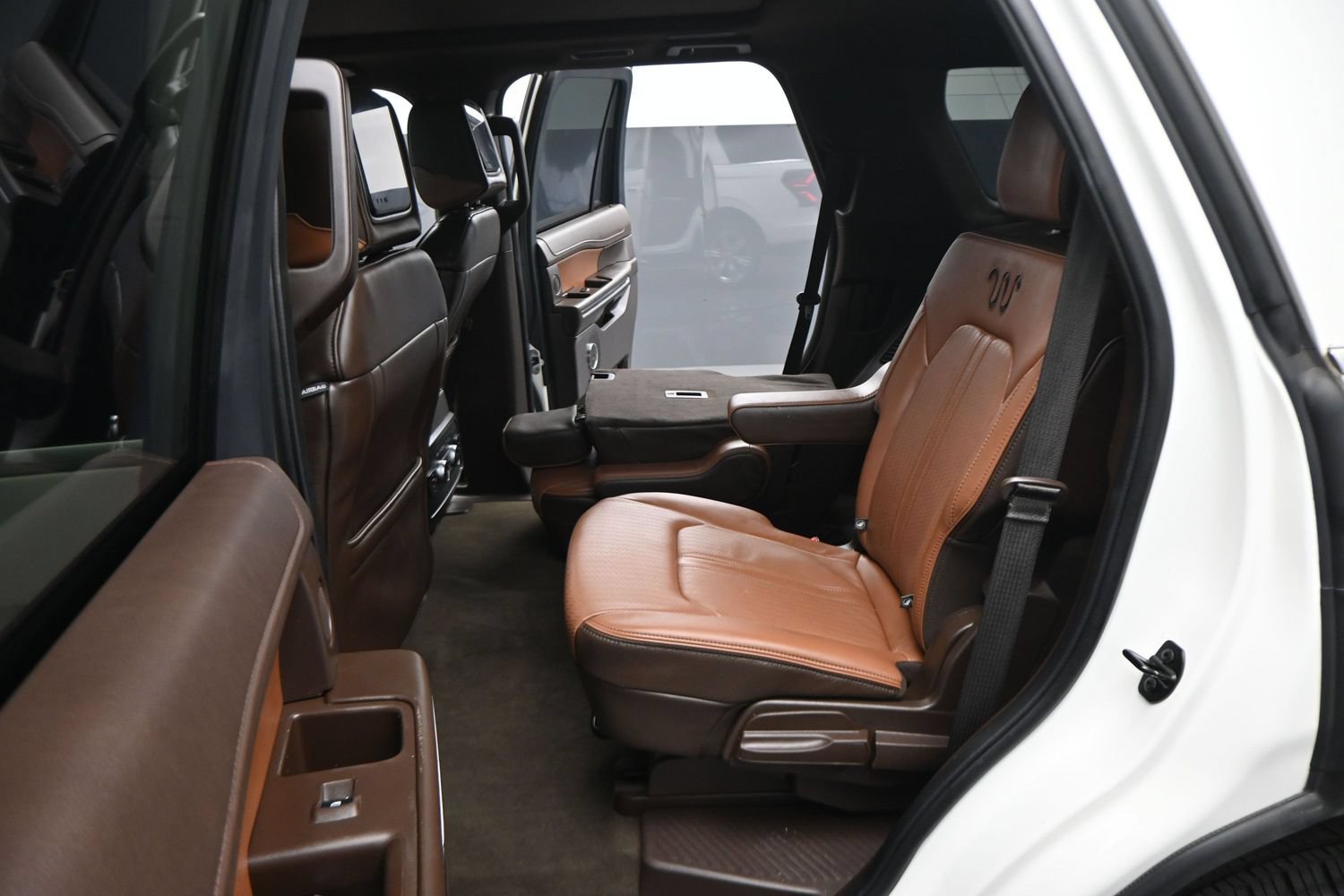 Certified 2023 Ford Expedition King Ranch RWD image 24