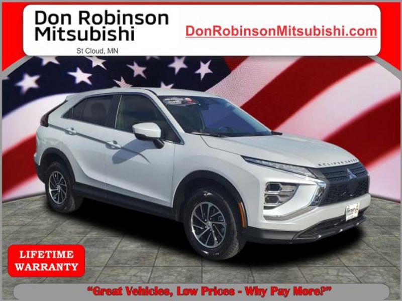 Used 2024 Mitsubishi Eclipse Cross ES image 1