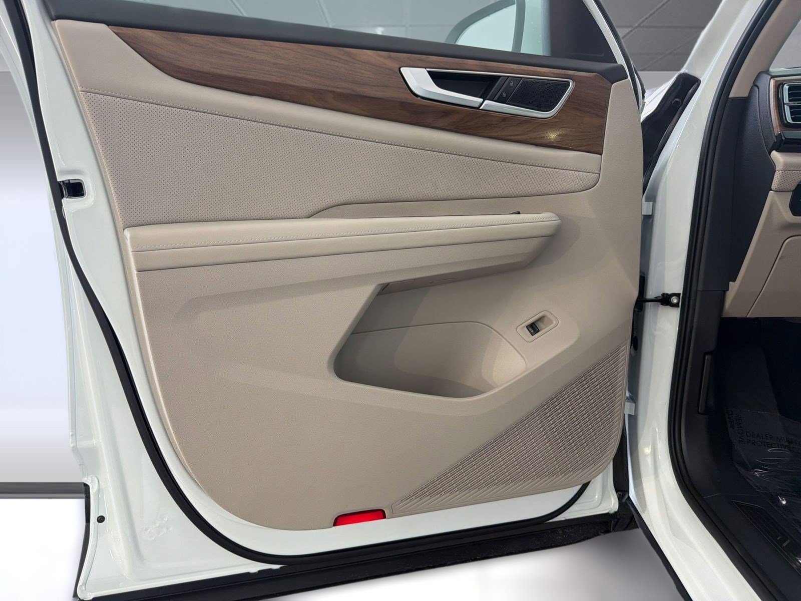 New 2026 Volkswagen Atlas SE FWD image 21