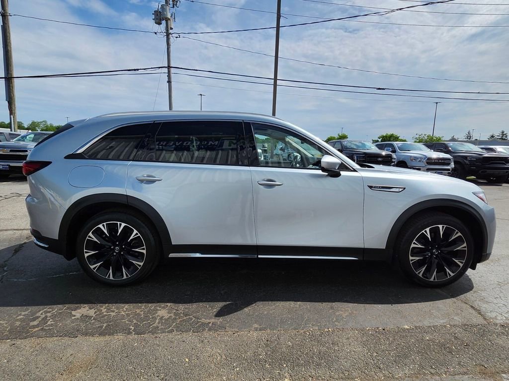 Used 2024 MAZDA CX-90 Plug-In Hybrid w/ Premium Plus AWD/4WD image 6