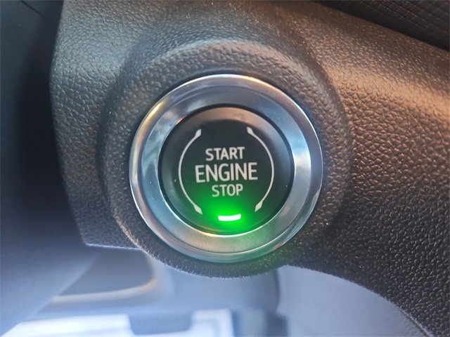 Used 2023 Chevrolet TrailBlazer RS w/ Sun and Liftgate Package image 17