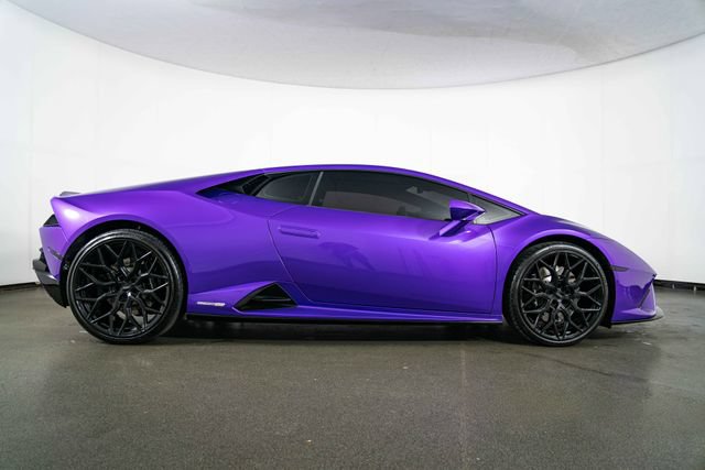 Used 2021 Lamborghini Huracan EVO RWD image 9