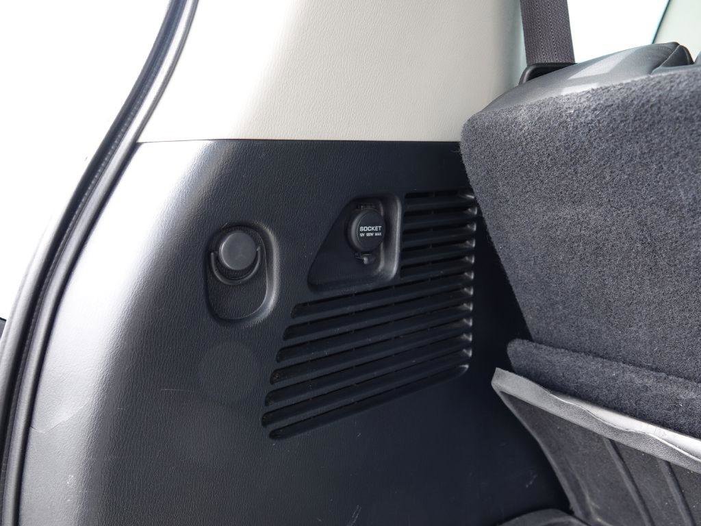 Used 2018 Nissan Armada Platinum w/ Captain Seat Package image 15
