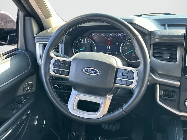 Used 2024 Ford Expedition XLT image 6