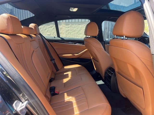 Used 2019 BMW 530i xDrive w/ Convenience Package AWD/4WD image 14