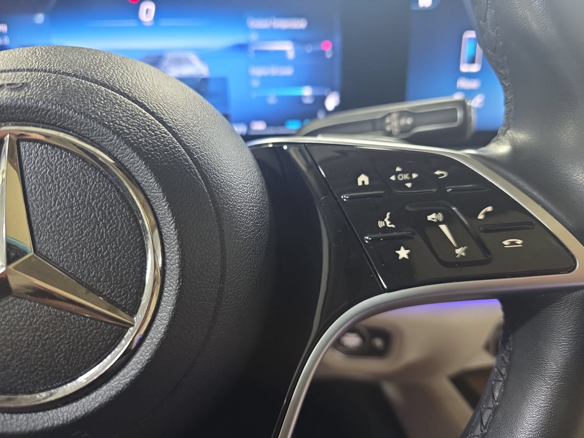 Certified 2024 Mercedes-Benz GLE 450 4MATIC image 18